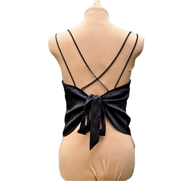 Express [NWT - Medium] Black Tie-Back Strappy Tank - Picture 6 of 9